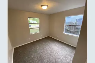 10110 Rosehaven Drive, Houston, TX 77051 - Photo 8