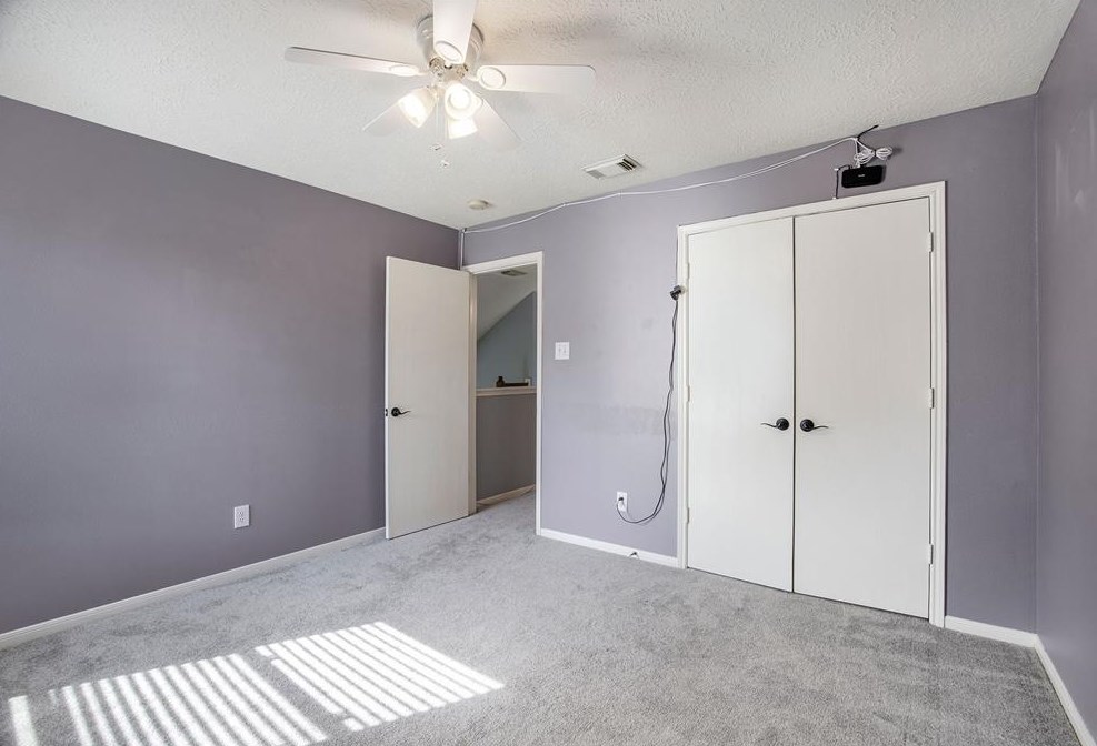 9731 Grn Vly Ln, Houston TX  77064-3834 exterior