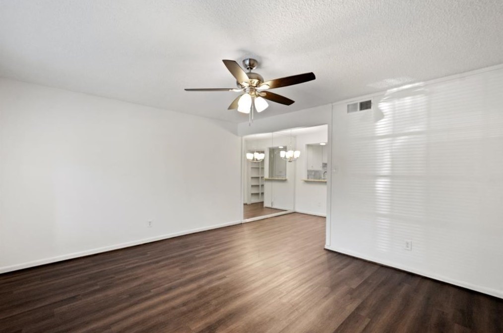 11647 Chimney Rock Rd #a, Houston, TX 77035