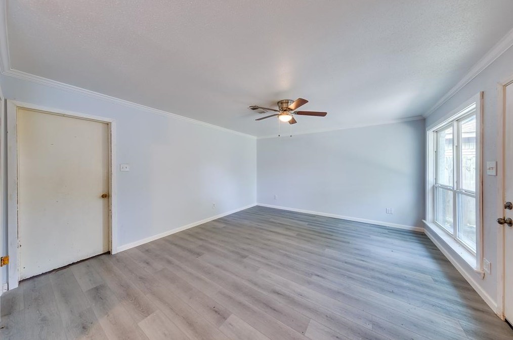 9006 Indian Riv Dr, Houston TX  77088-3712 exterior