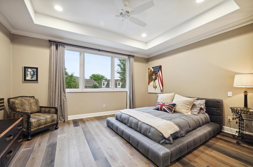 7 Ter, Houston TX  77007-5070 exterior