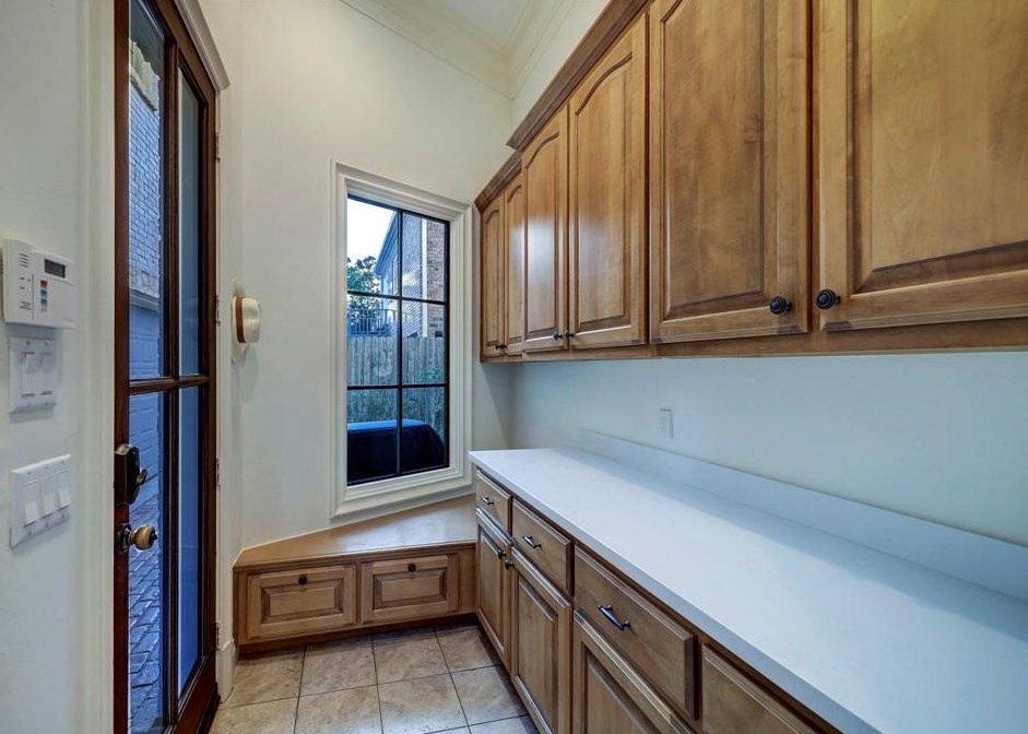 4111 Marlowe St, Houston TX  77005-2045 exterior