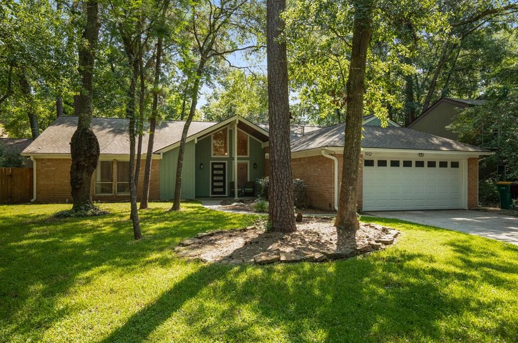 1912 Foxtail Pl, Spring, TX 77380-1833