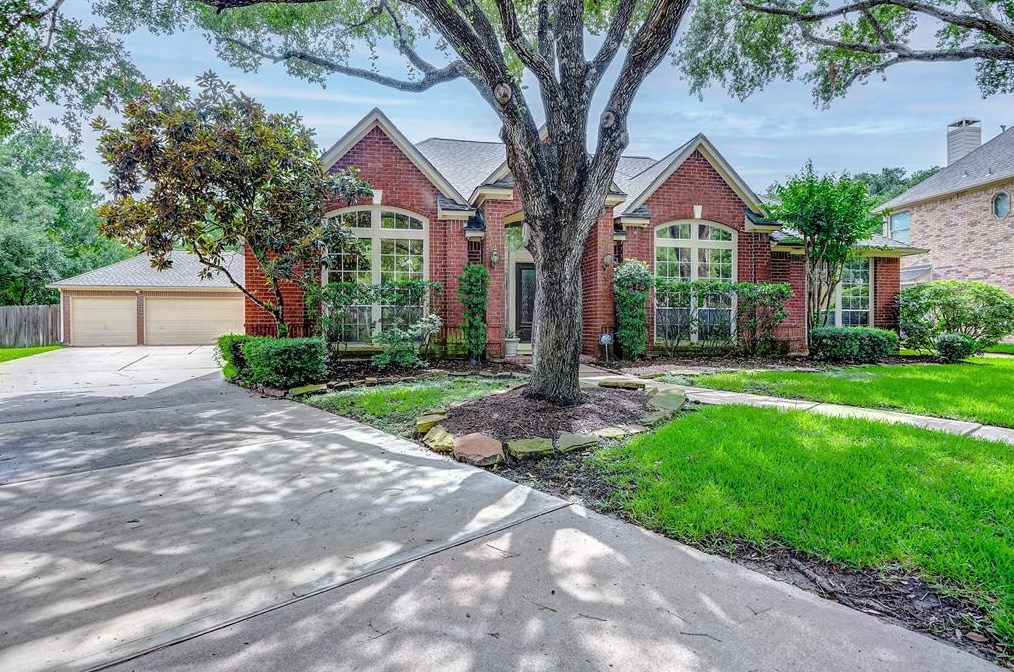 3322 Quiet Lake Dr, Katy, TX 77450-5739