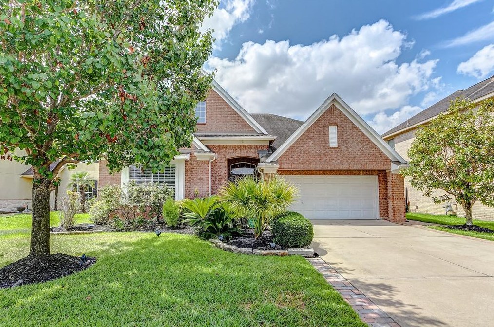 18007 Dunoon Bay Point Ct, Cypress TX  77429-5276 exterior