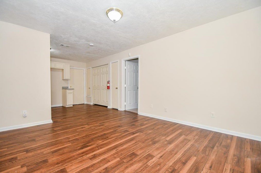 9438 Fairland Dr, Houston TX  77051-3119 exterior