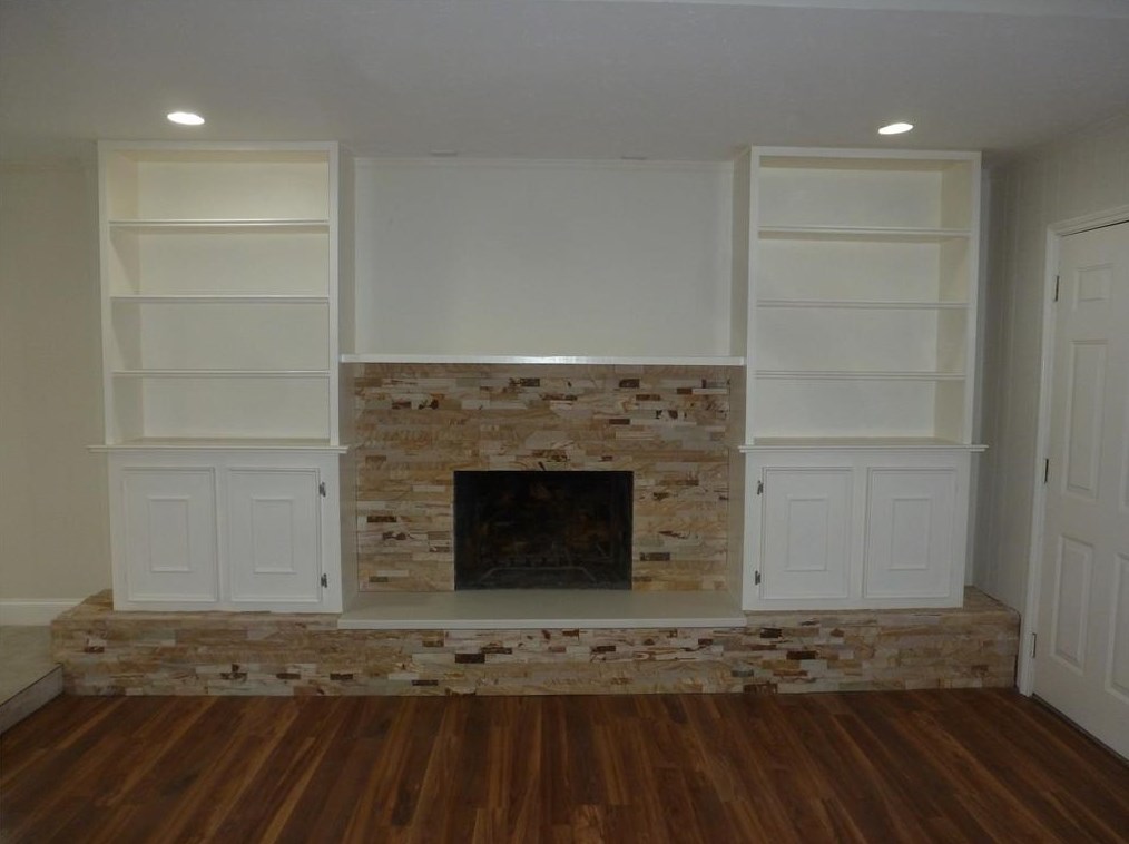 13714 Ella Lee Ln, Houston TX  77077-5407 exterior