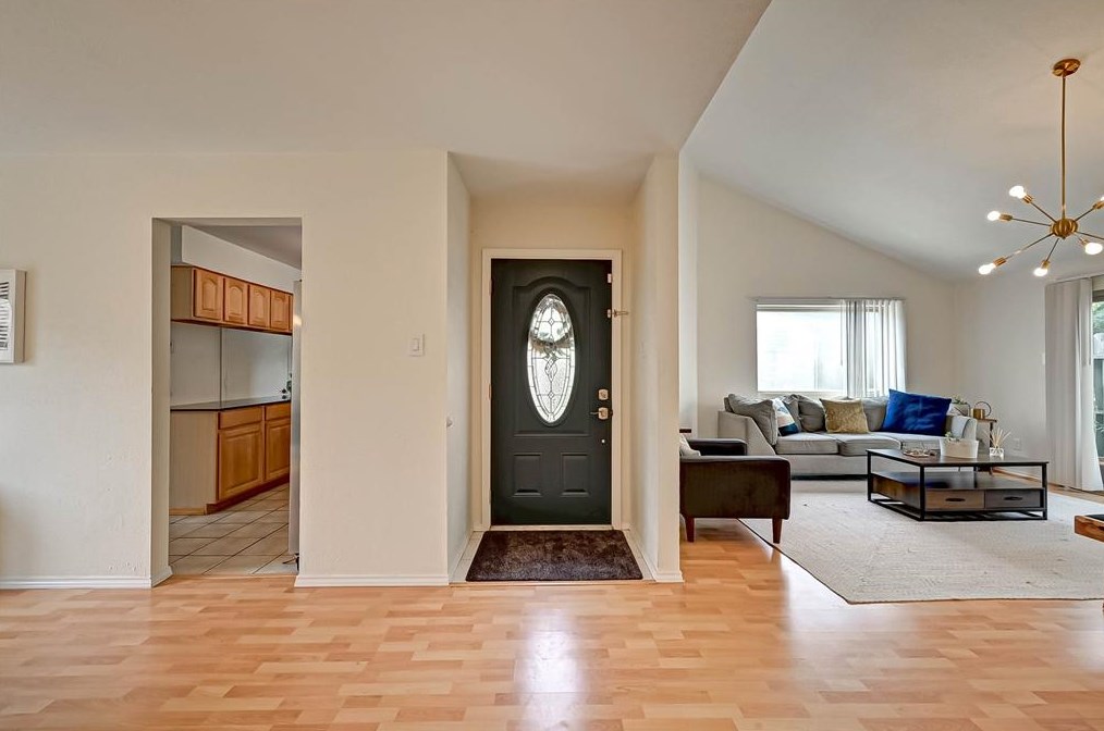 1826 Meadowlocke Ln, Sugar Land TX  77478-4134 exterior