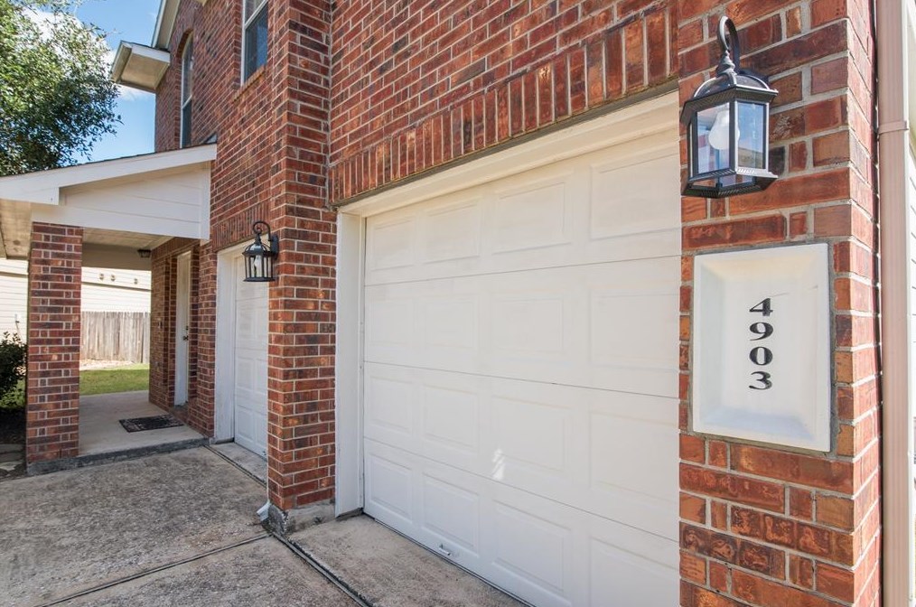 4903 Siros Isle Ct, Spring, TX 77388-3260