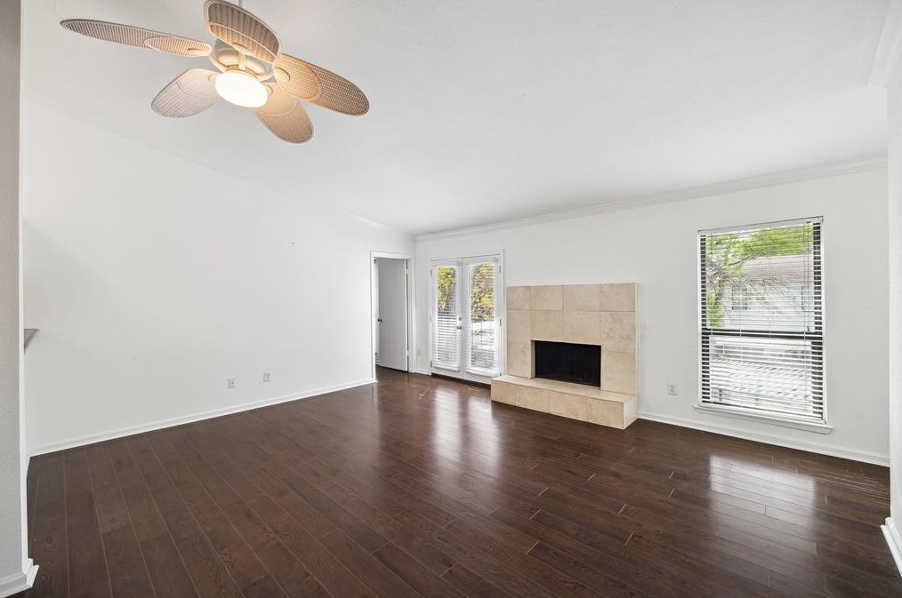2425 Augusta Dr Apt 22, Houston, TX 77057
