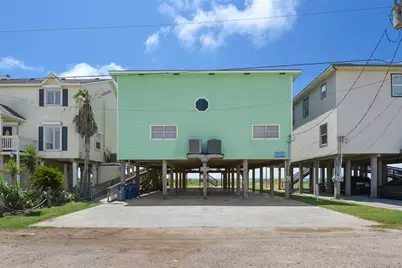 2438 Bluewater Highway, Surfside Beach, TX 77541 - Photo 2