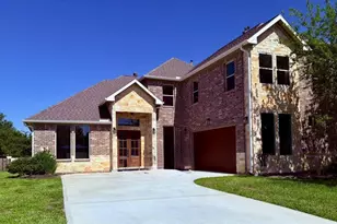 55 Ruskin Dr W, Montgomery, TX 77356 - Photo 1