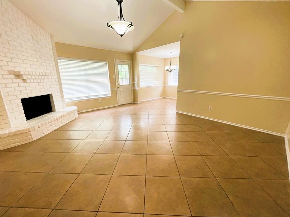 5615 Lynngate Dr, Spring, TX 77373