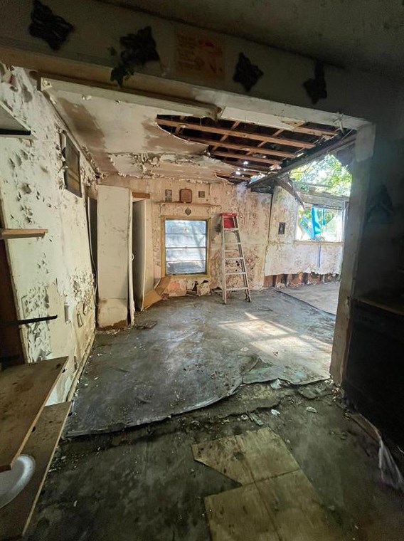 4007 Porter, Houston TX  77021-2624 exterior