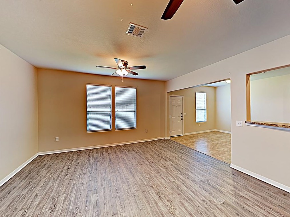 16523 Mandate Dr, Houston, TX 77049