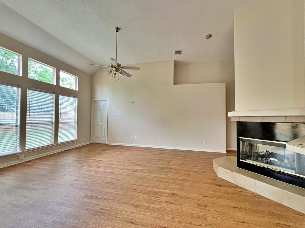 6734 Albion Cresent Dr, Katy, TX 77449-7677