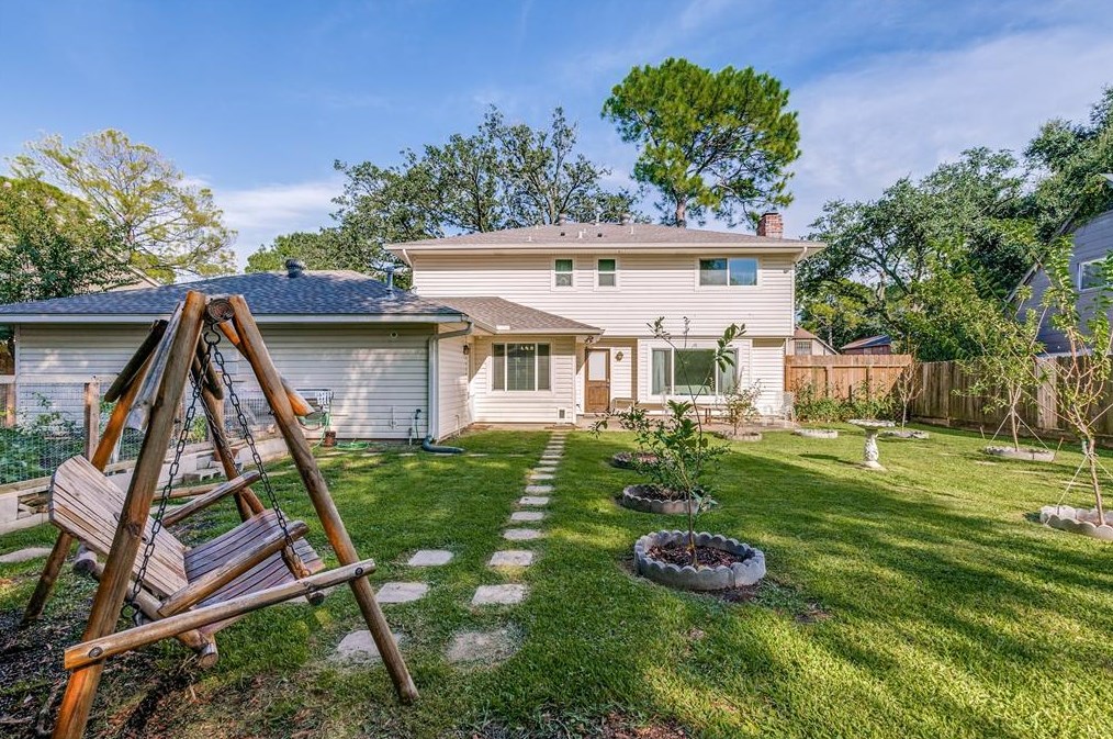 2727 Triway Ln, Houston TX 77041-7421 exterior