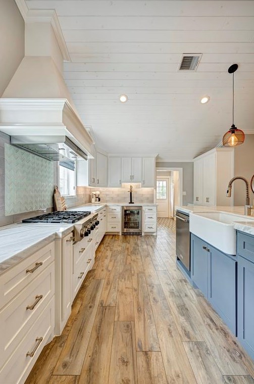 14015 Taylorcrest, Houston TX  77079-8702 exterior