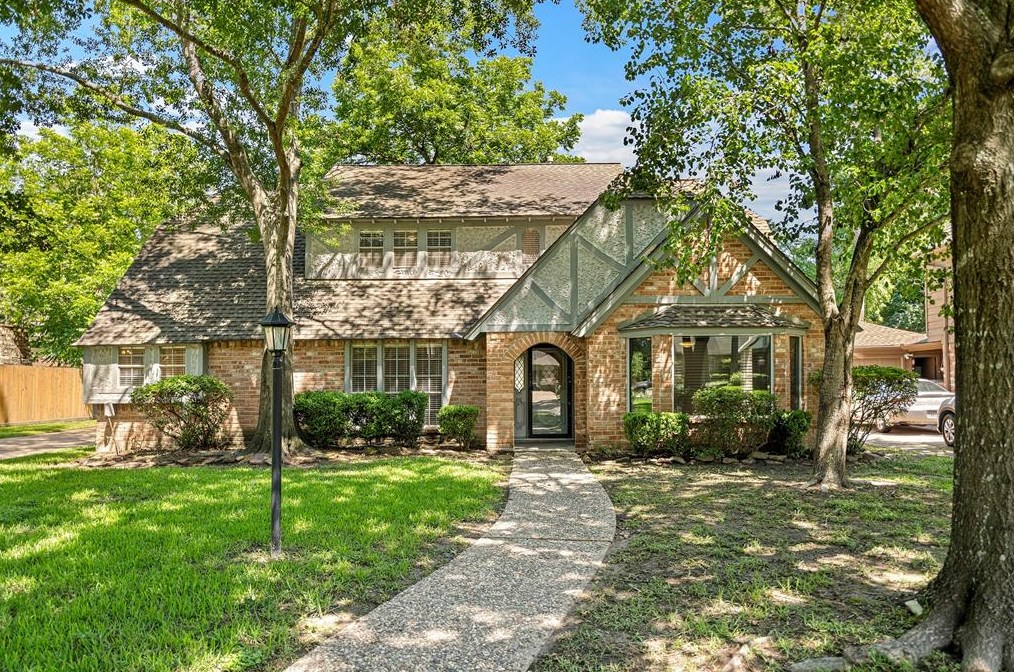 9314 Taidswood Dr, Spring, TX 77379-6569