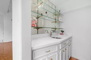 1518 S Gessner Rd, Houston, TX 77063 - Photo 8