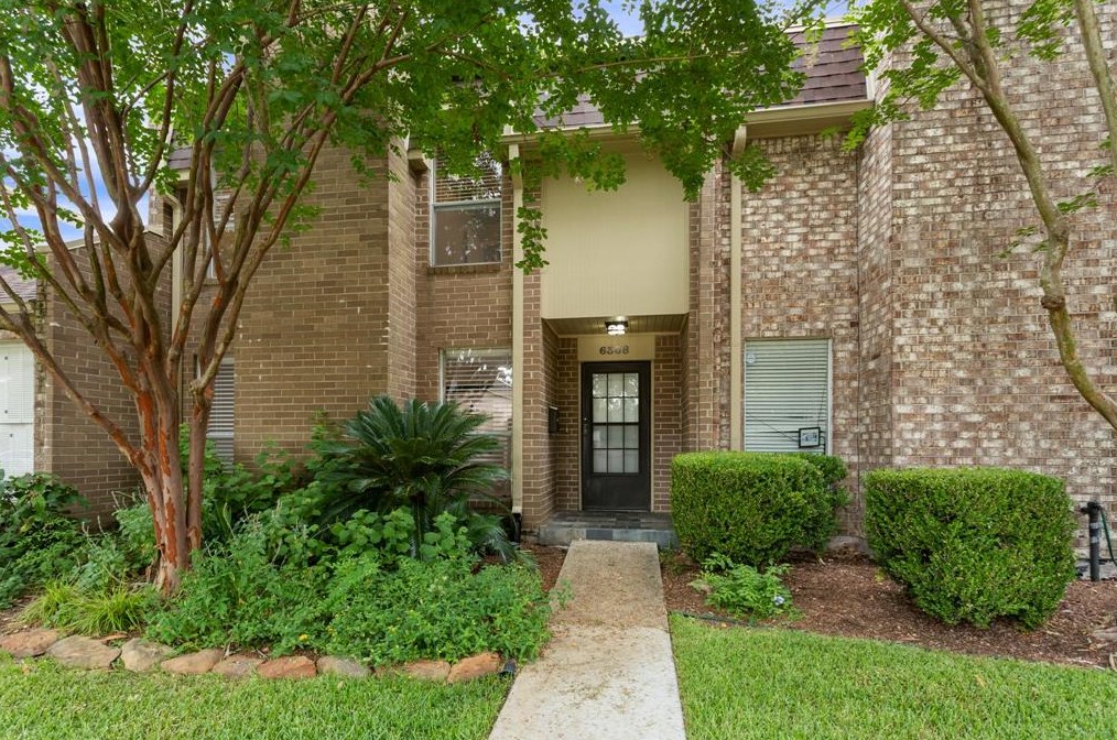 6308 Meredith Dr, Bellaire, TX 77401