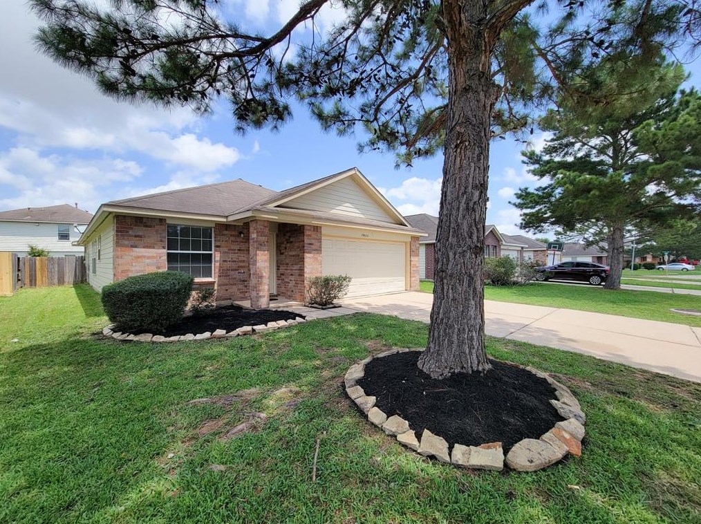 19322 Yaupon Mist Dr, Cypress TX  77433-1686 exterior