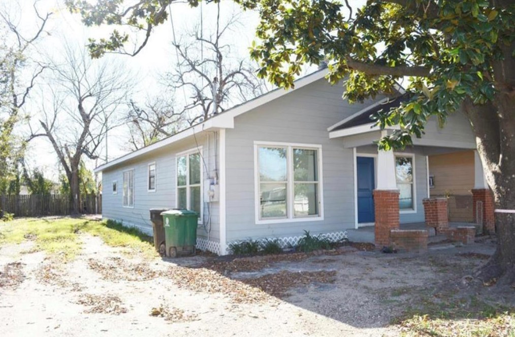 7706 Canal St #a, Houston, TX 77012