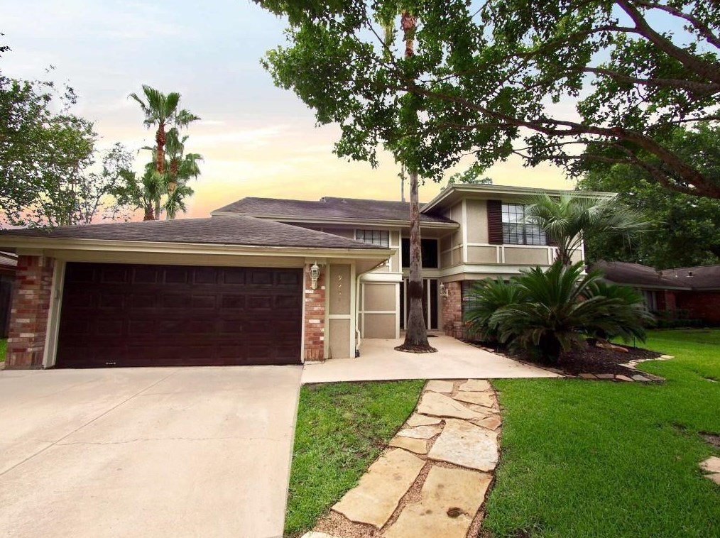 9907 Gold Cup Way, Houston, TX 77065-4123
