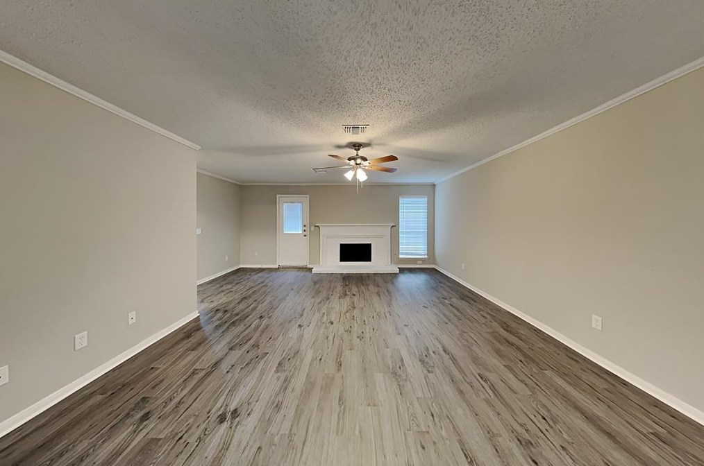 16327 Hickory Point Rd, Houston, TX 77095