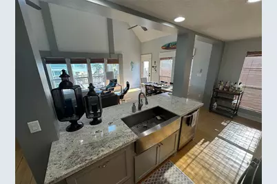 2836 Gulfview Lane, Crystal Beach, TX 77650 - Photo 22