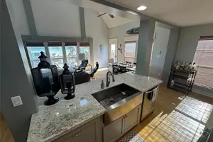 2836 Gulf View Ln, Crystal Beach, TX 77650 - Photo 22