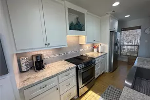 2836 Gulf View Ln, Crystal Beach, TX 77650 - Photo 24