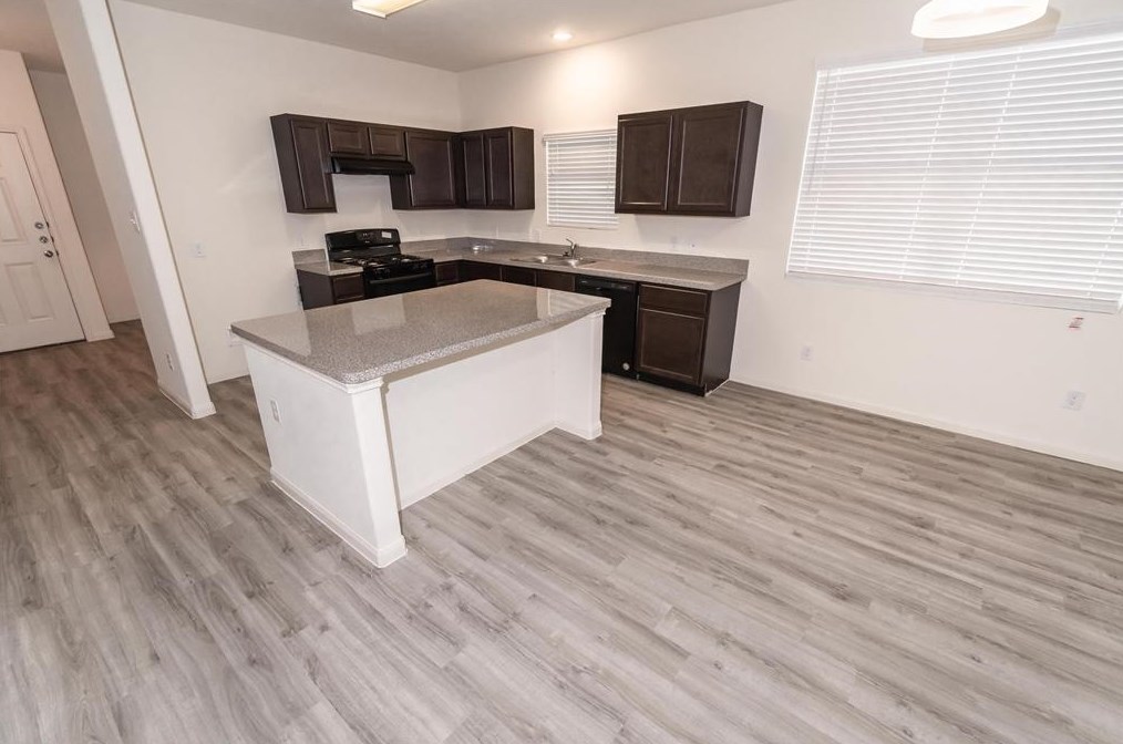 9 Lavida Ct, Manvel TX  77578-2002 exterior