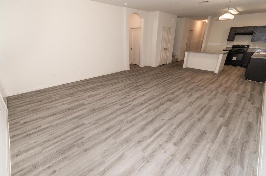 9 Lavida Ct, Manvel, TX 77578