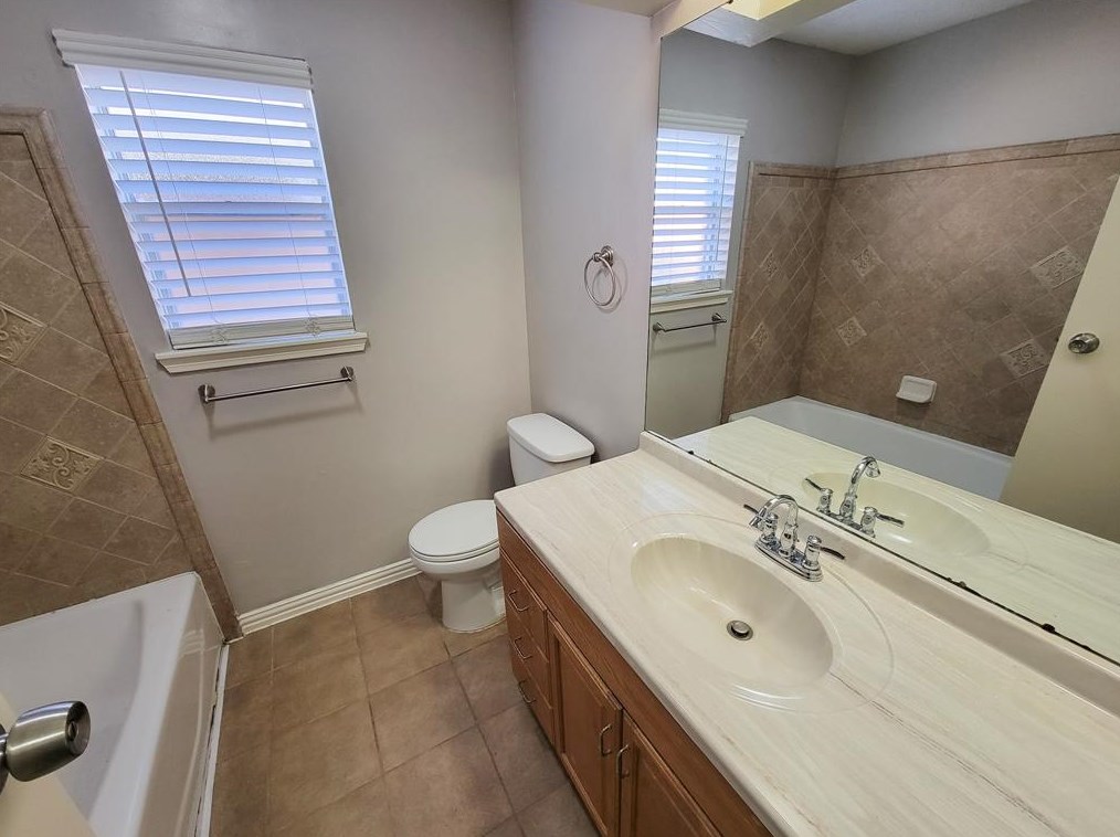 7850 Birchbark Dr, Humble TX 77338-1836 exterior