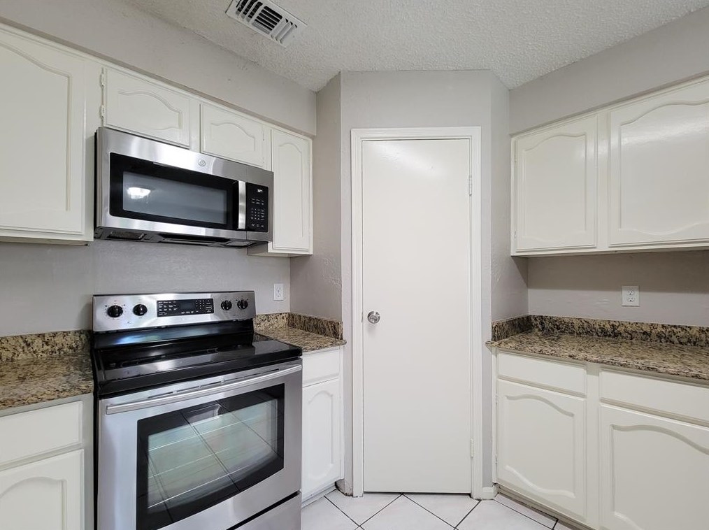 7850 Birchbark Dr, Humble TX 77338-1836 exterior