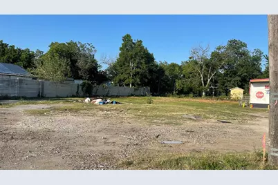 3802 & 3810 Lockwood Dr Drive, Houston, TX 77026 - Photo 8