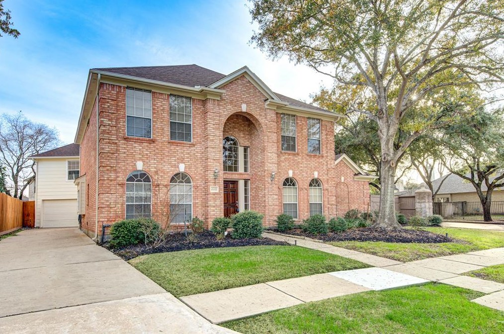 14123 Edinburgh Ct, Houston, TX 77077