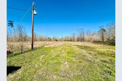 760 County Road 2112, Liberty, TX 77575 - Photo 10
