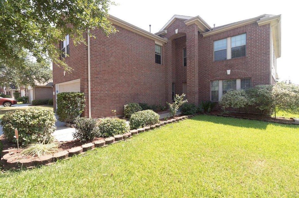 2202 Crossmill Ln, Katy, TX 77450