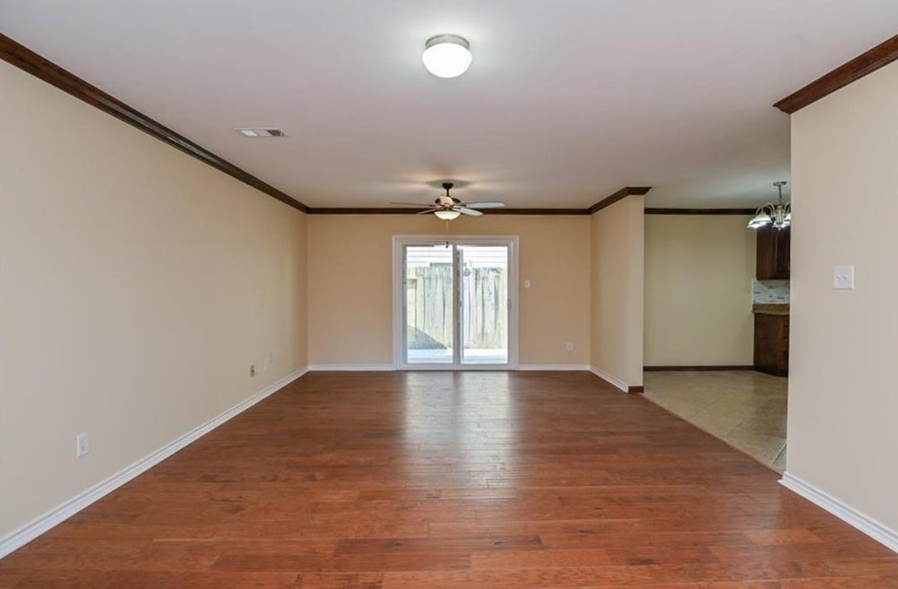 13114 S Bellaire Estates Dr, Houston, TX 77072