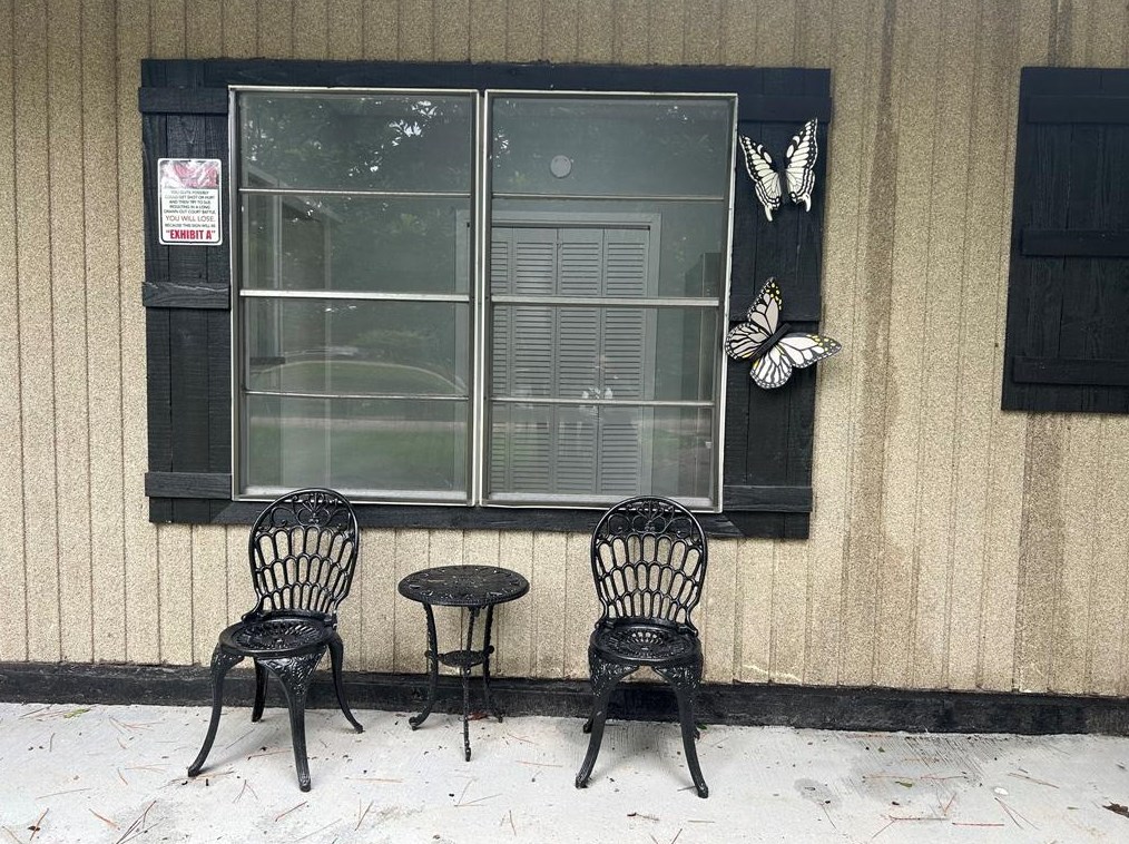 20119 Lakeway Ln, Montgomery TX 77356-4922 exterior