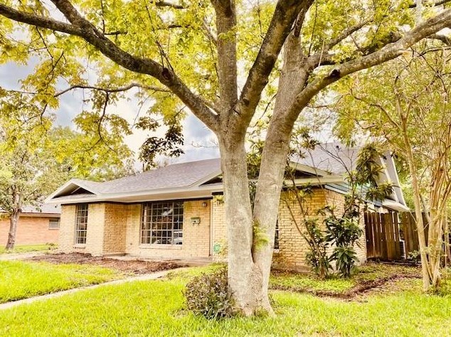 3919 Hickok Ln, Houston, TX 77047