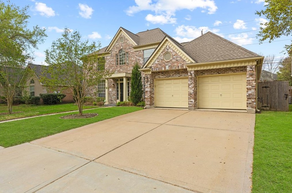 1510 Darnley Ln, Houston, TX 77077-1827