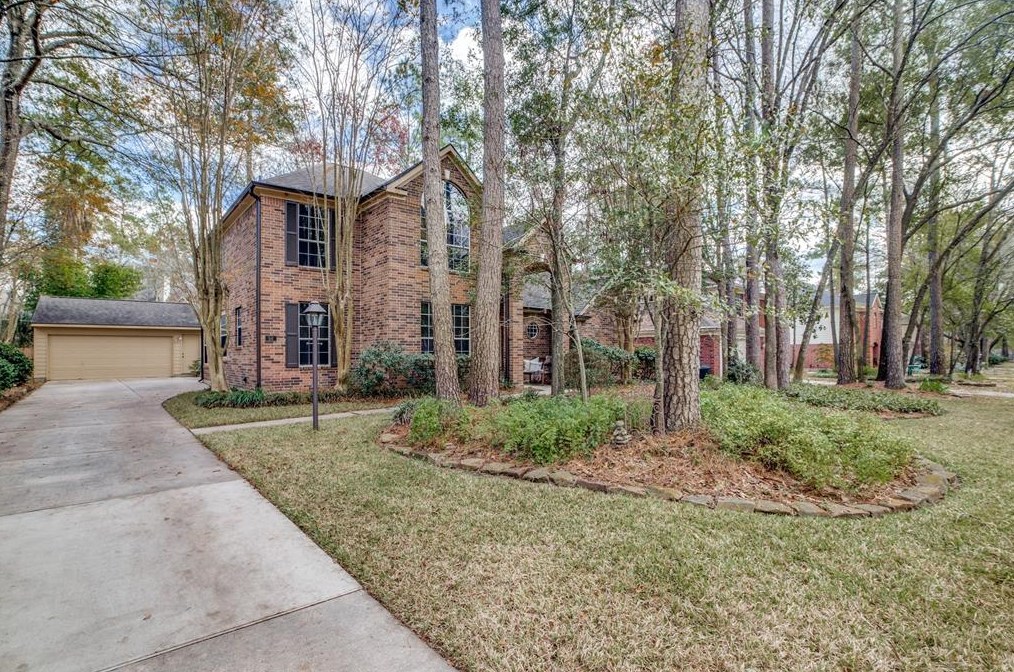 50 Summer Cloud Dr, Spring, TX 77381-0066