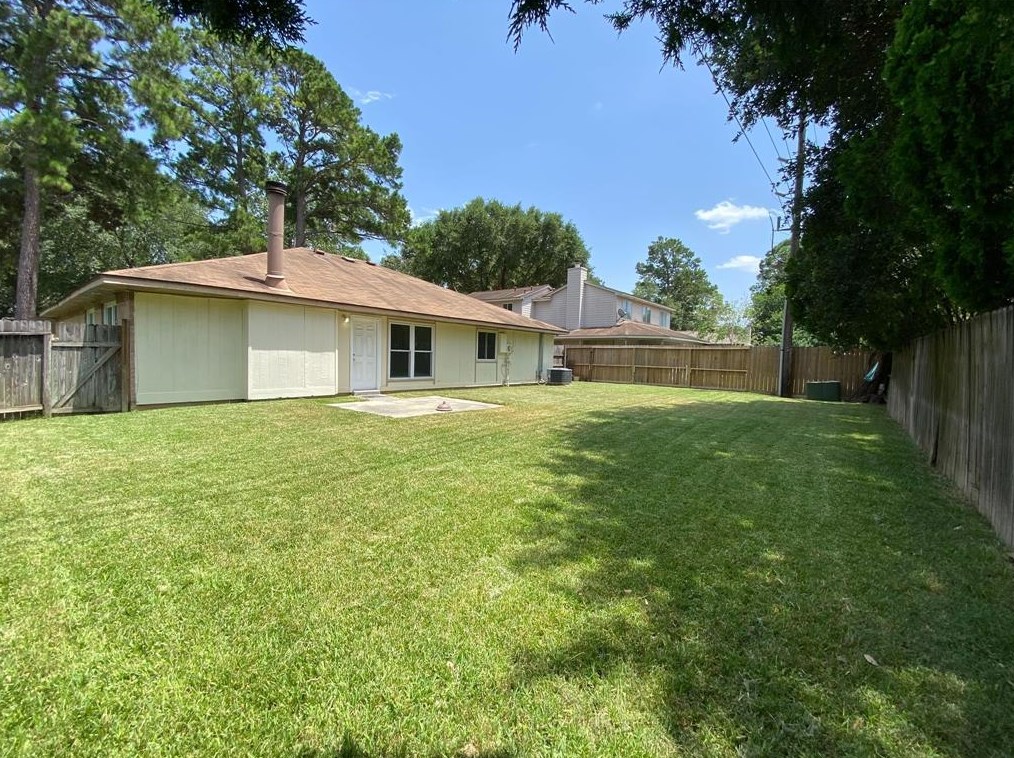21523 Slippery Creek Ln, Spring TX  77388-3938 exterior