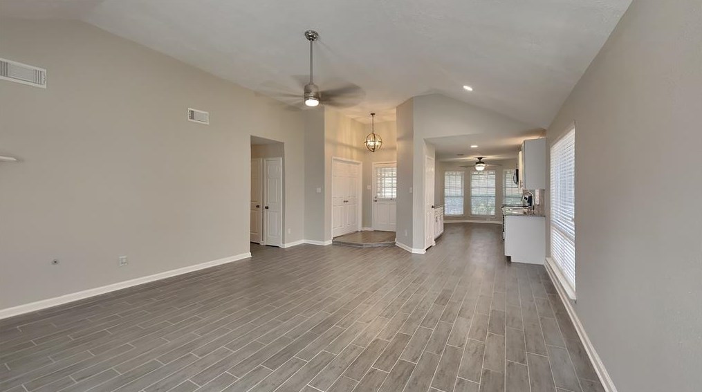 15511 Swan Creek Dr, Houston, TX 77095-2015