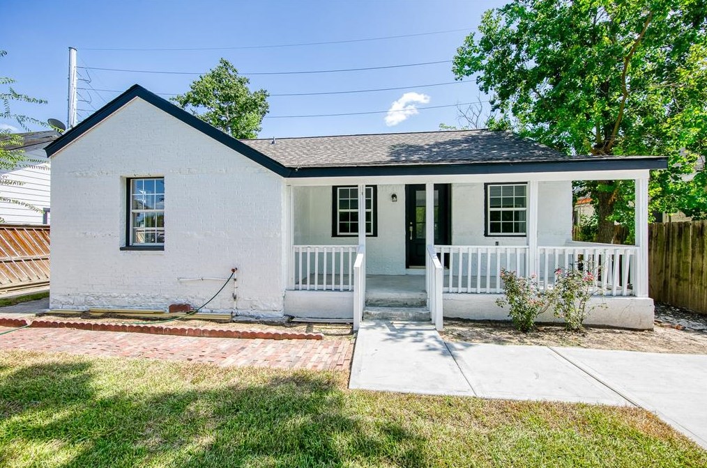 7232 Eppes St, Houston TX  77087-4340 exterior