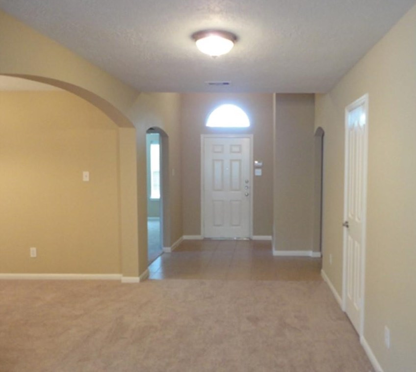 900 Summer Wood Blvd, Conroe, TX 77303