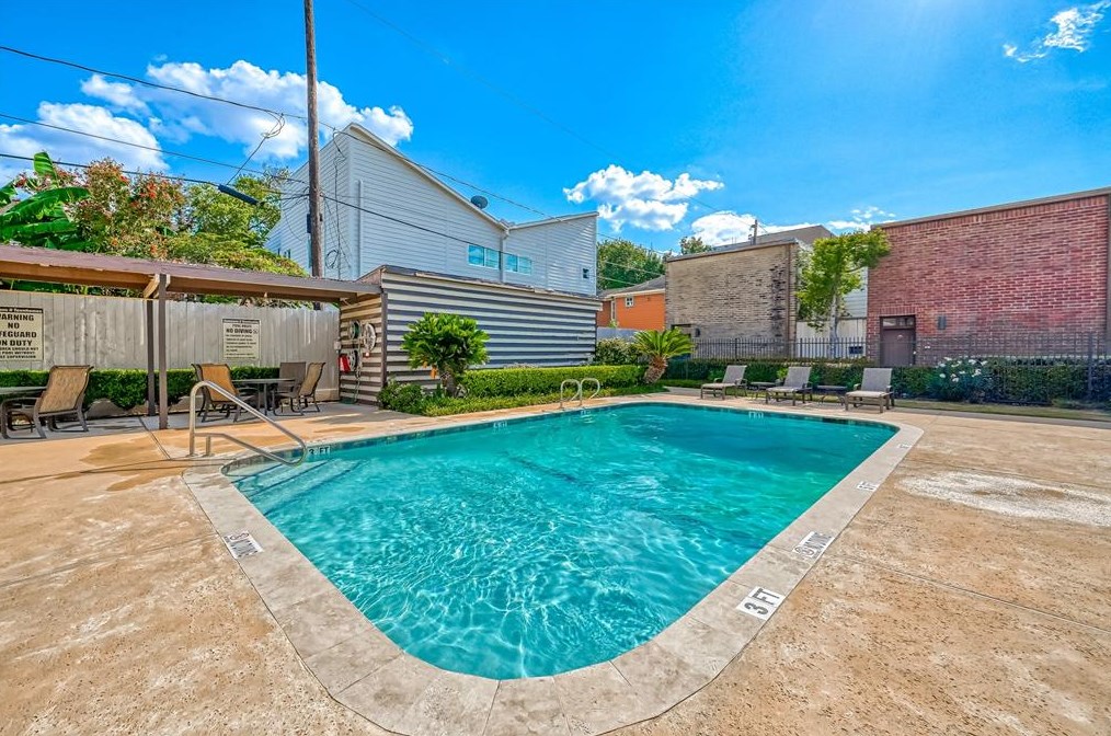 2237 Alabama St, Houston, TX 77098-2403